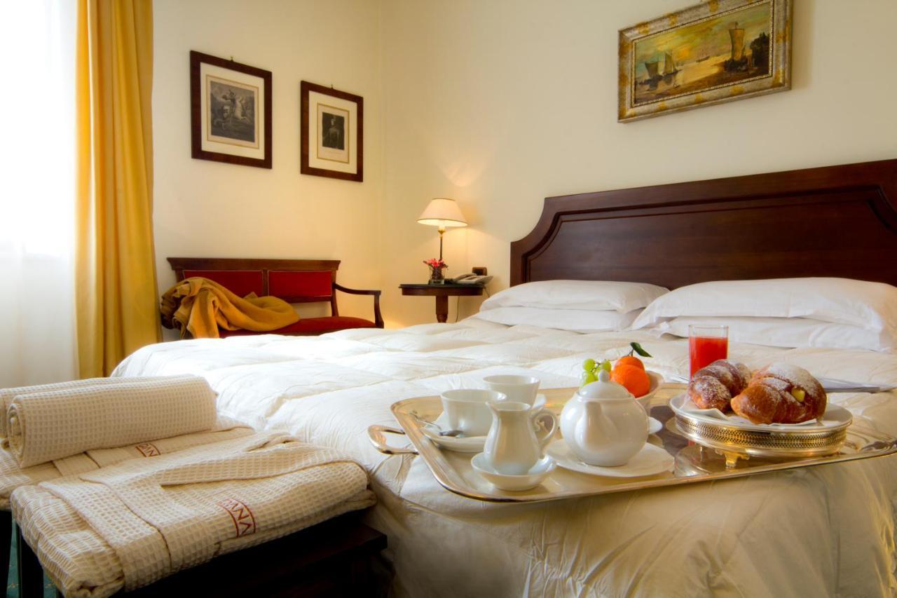 Logge Del Perugino; Sure Hotel Collection By Best Western Citta della Pieve Phòng bức ảnh
