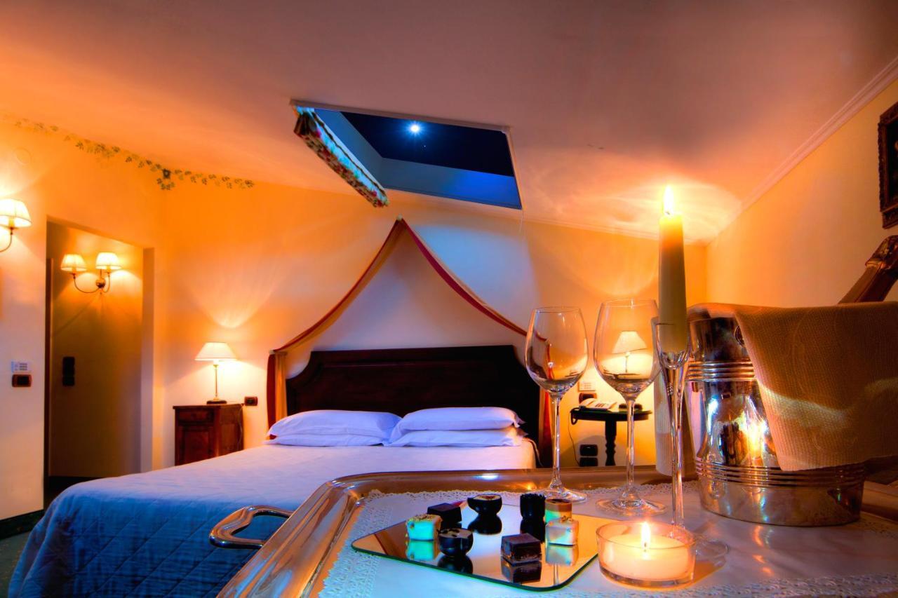 Logge Del Perugino; Sure Hotel Collection By Best Western Citta della Pieve Phòng bức ảnh